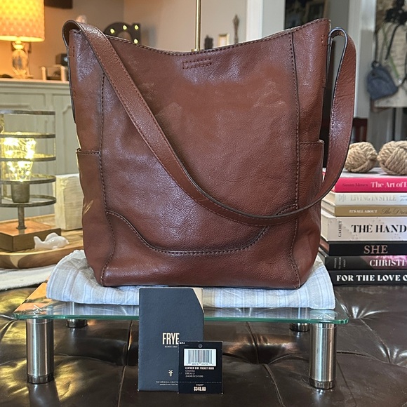 FRYE Leather Side Pocket Hobo Bag in Cognac, Like New! Gorgeous! - Picture 8 of 16